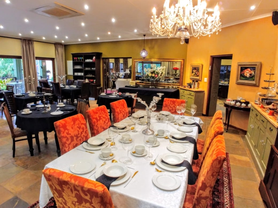 10 Bedroom Property for Sale in Hoekwil Western Cape